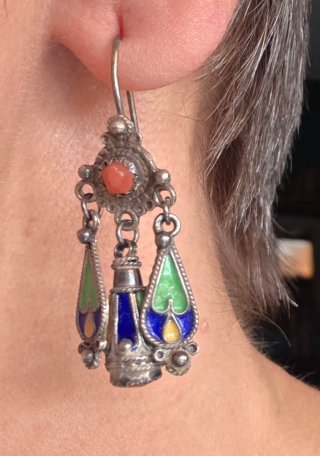 Pendientes bereber antiguos esmalte coral