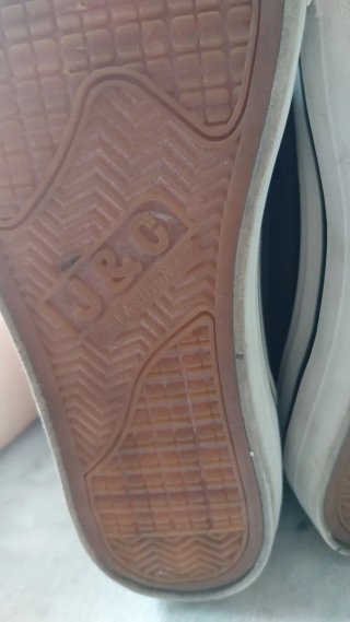 Deportivas SHELAIDON  negras y blancas