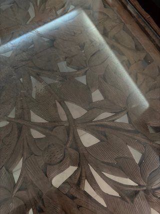 Mesa de centro de madera y cristal