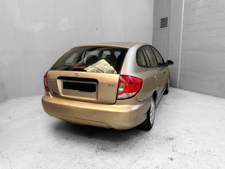 KIA RIO 1.3 Gasolina de 81CV del 2002