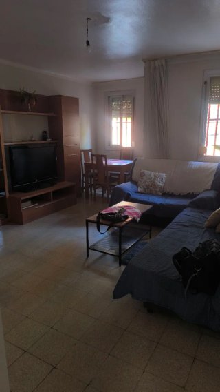 Alquiler Habitación completa con armario y cama