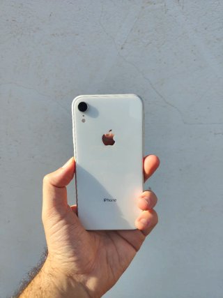 iPhone XR 128GB Bianco Libero iCloud