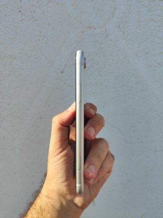 iPhone XR 128GB Bianco Libero iCloud
