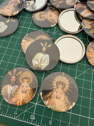 Chapas personalizadas para eventos