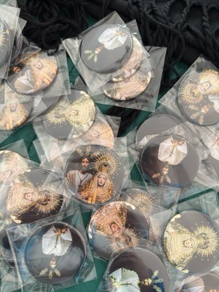 Chapas personalizadas para eventos