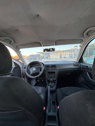 Volkswagen Bora 2000