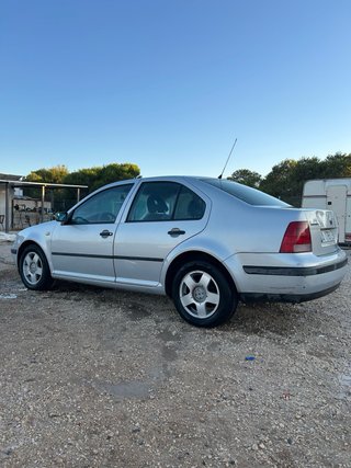 Volkswagen Bora 2000