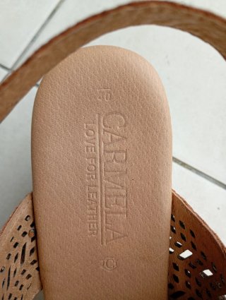 Sandalias Carmela Piel Beige
