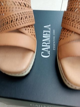 Sandalias Carmela Piel Beige