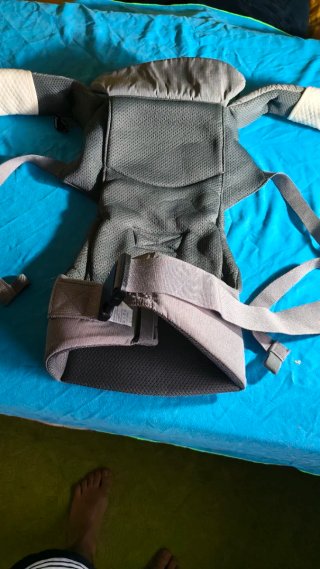Mochila Portabebés Ergonómica Börn Gris