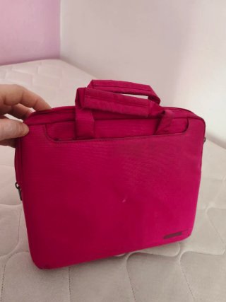 Funda portátil pequeña color rosa/rojo
