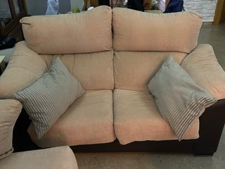 Juego 2 sofás beige con asientos extraíbles