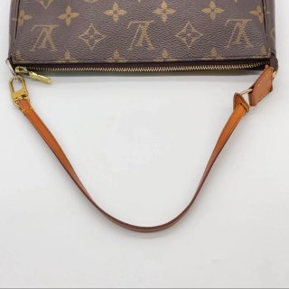 Louis Vuitton Pochette Monogram Canvas