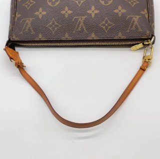 Louis Vuitton Pochette Monogram Canvas