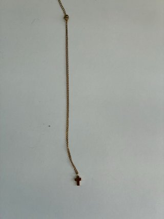 Collar Cruz Color Oro