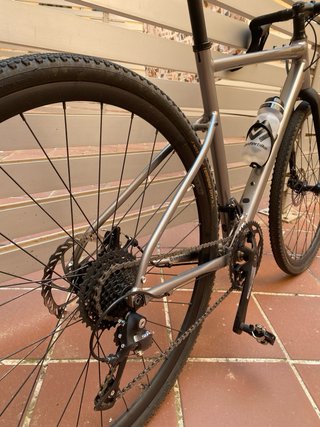 Bicicleta Gravel Cannondale