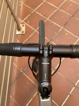 Bicicleta Gravel Cannondale