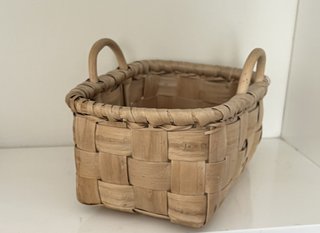 Pareja cestas artesanales madera trenzada