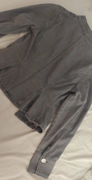 Chaqueta Zara gris