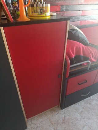 Dormitorio juvenil con cajones
