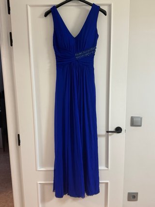 Vestido azul largo con pedrería