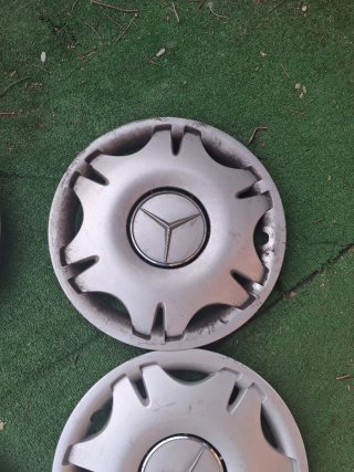 Tapacubos Mercedes Vito (4 unidades)
