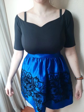 Vestido fiesta princesa azul y negro