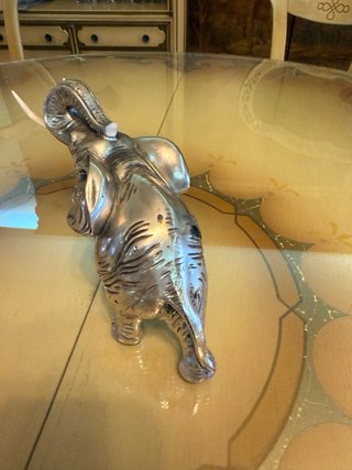 Figura de elefante de plata