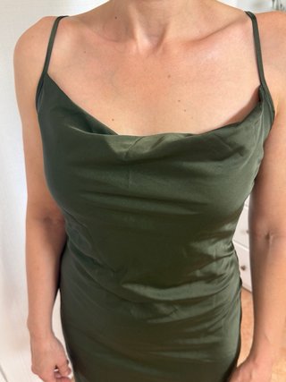 Vestido verde oliva tirantes