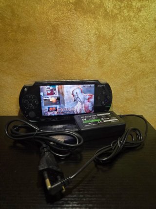 Sony PSP Black con 12 Giochi e SD Card Inclusa