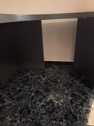 Tavolo da ufficio angolare