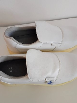 Zapatos de seguridad blancos