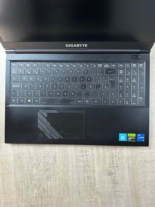 Gigabyte G5 15.6” – Intel Core i5 + RTX 4060