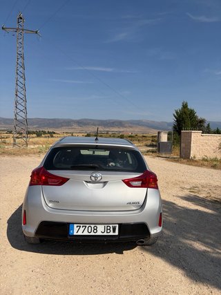 Toyota Auris 2014
