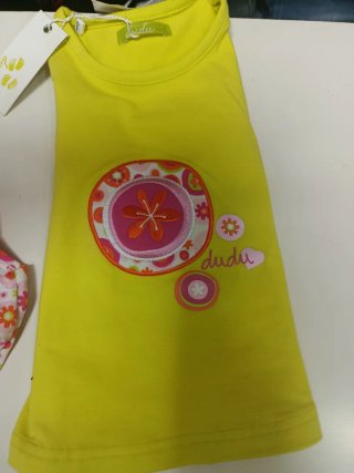 Conjunto baño niña: camiseta, culetín y gorro