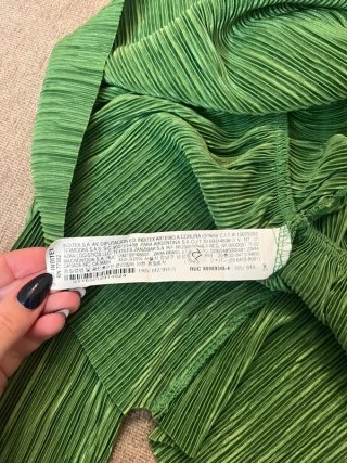 Blusa Plissada Verde Esmeralda | Zara | Tamanho S