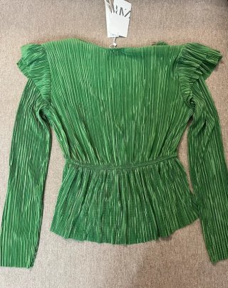 Blusa Plissada Verde Esmeralda | Zara | Tamanho S