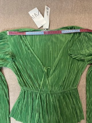 Blusa Plissada Verde Esmeralda | Zara | Tamanho S