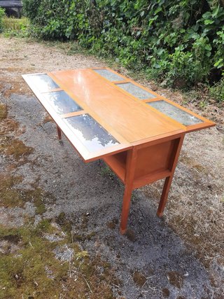Mesa de comedor y 4 sillas