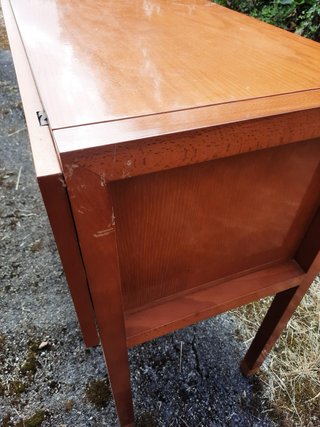 Mesa de comedor y 4 sillas