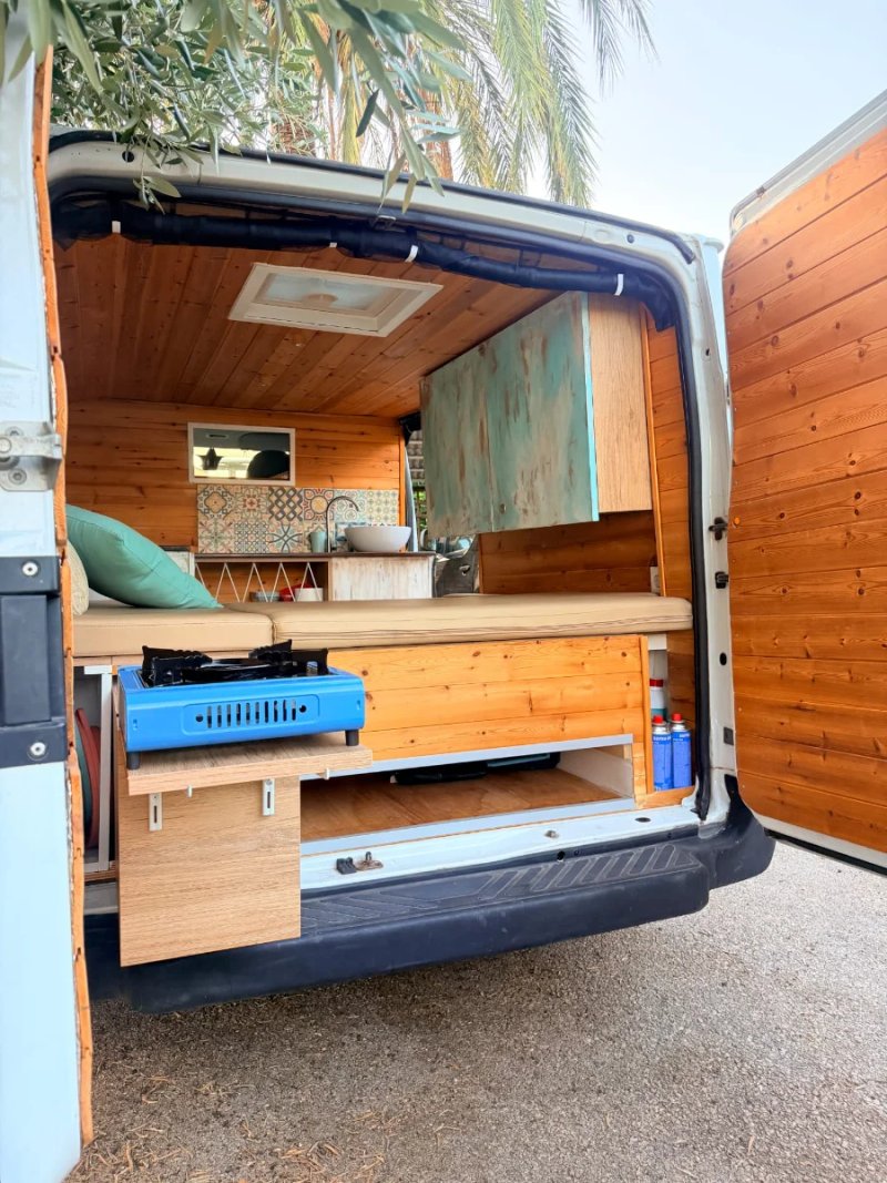 Ford Transit camperizada - foto 1