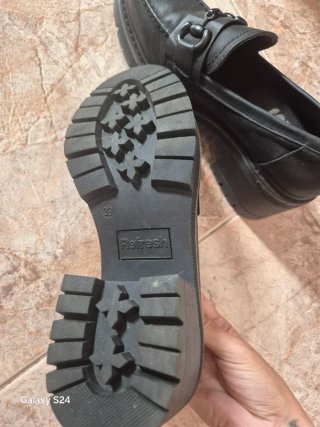 Mocasines Refresh Negros Mujer