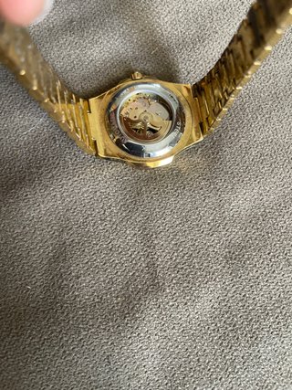 Reloj CAROTIF Oro y Verde Esqueleto