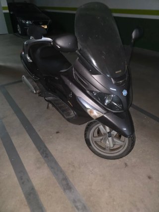 Piaggio X Evo 250cc Scooter