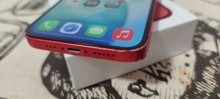 iPhone 12 128GB Rojo con raja  en la pantalla