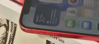 iPhone 12 128GB Rojo con raja  en la pantalla