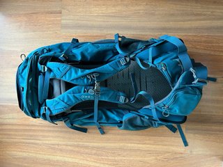 Mochila Osprey Far Trek 75L Verde