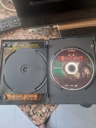 Piratas del Caribe: El Cofre del Hombre Muerto DVD