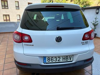Volkswagen Tiguan 2011 4x4