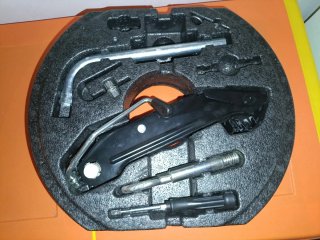 KIT - RUEDA DE REPUESTO DE GALLETA SEAT TOLEDO II
